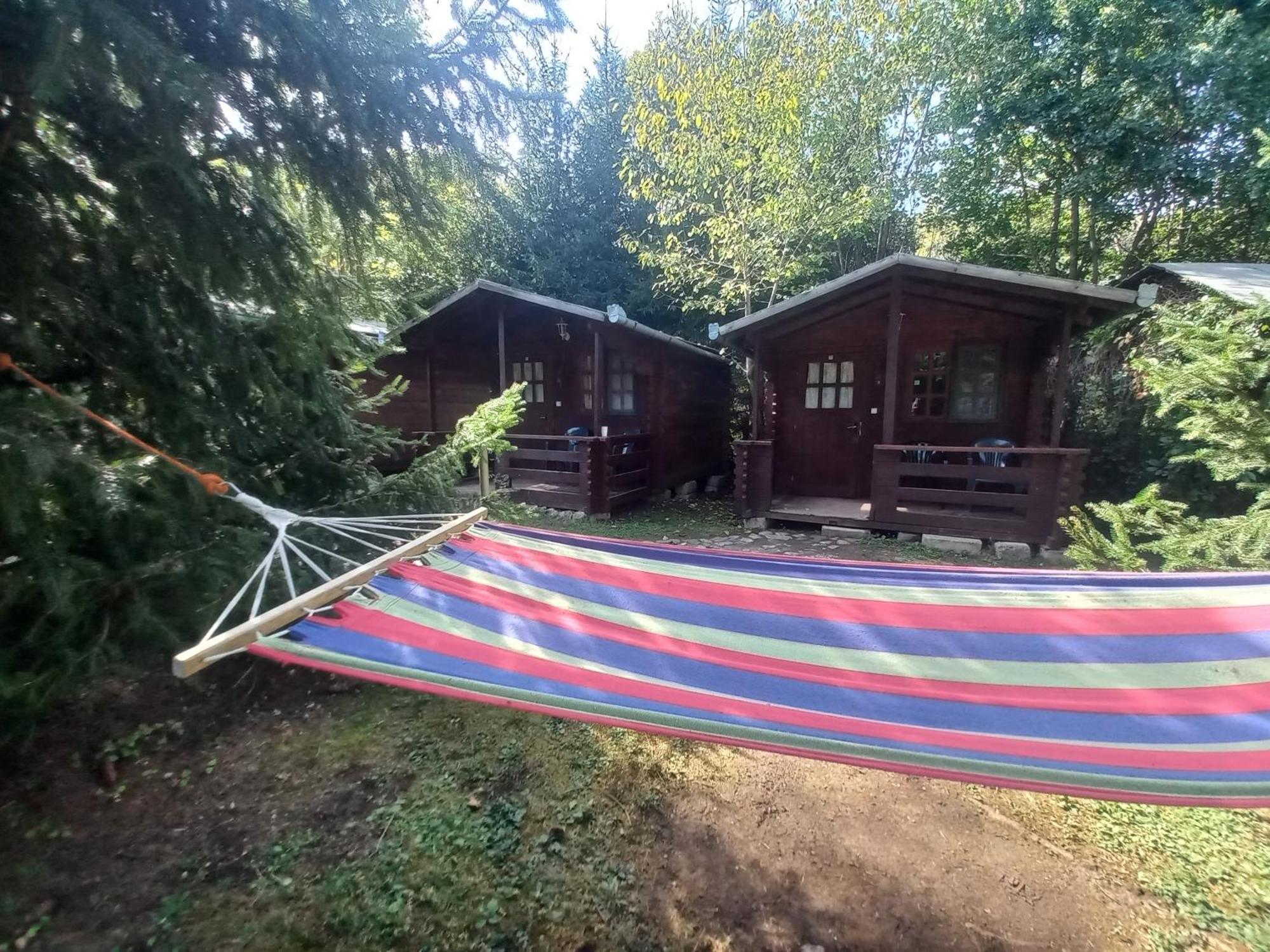 Bungalow Camping Edelweiss - Floare De Colt - Gyopar Риметя Экстерьер фото